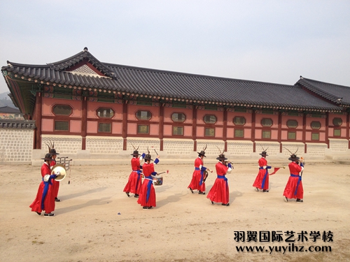 韓國首爾國際化妝大賽“羽翼國際師生”參賽情景