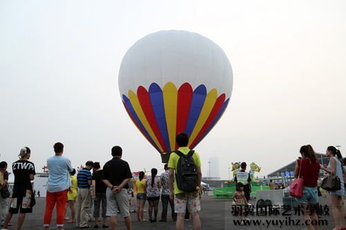  上海啤酒文化節(jié)"羽翼國際師生風(fēng)采"